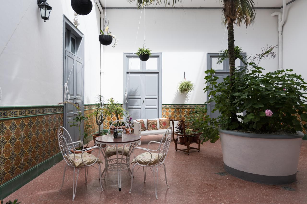 Casa Cinzia Bed & Breakfast Las Palmas de Gran Canaria Exterior photo